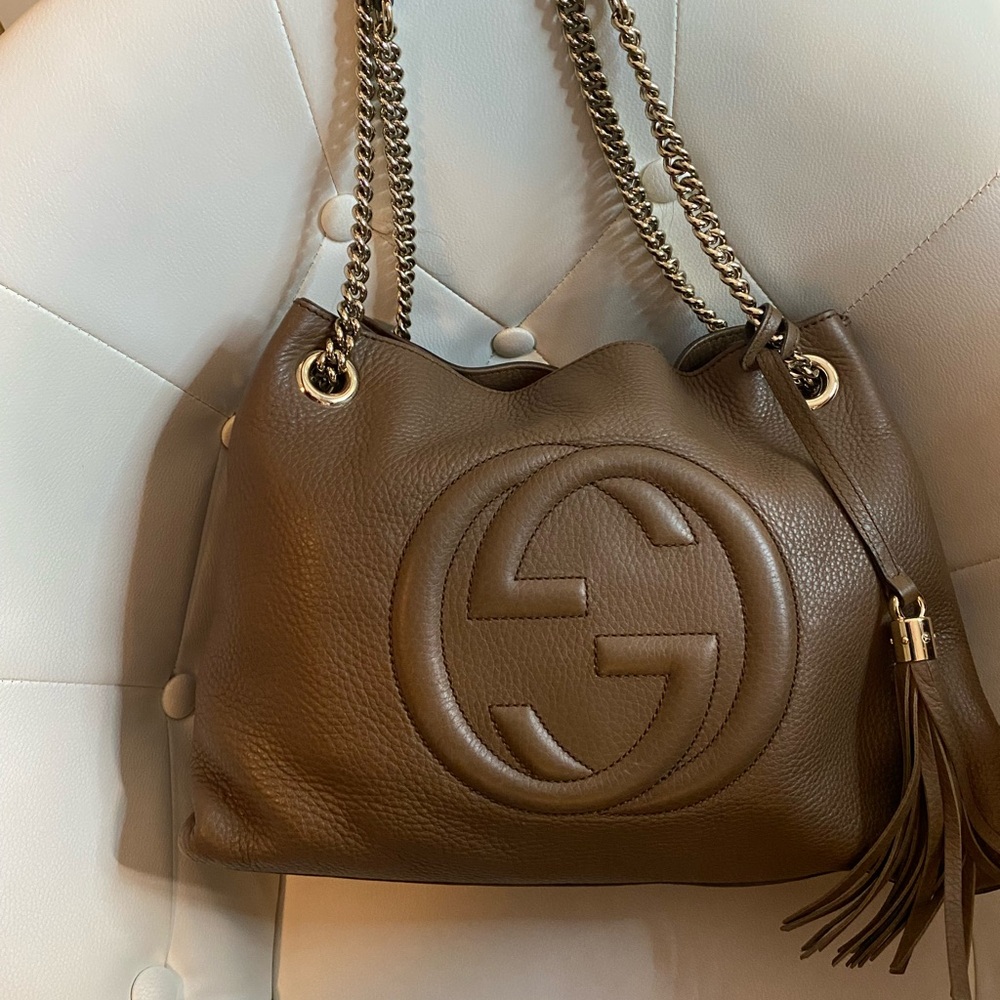 Gucci Tan Leather Shoulder Bag with Chain Straps